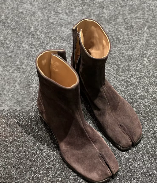 UNISEX TABI CHELSEA BOOTS