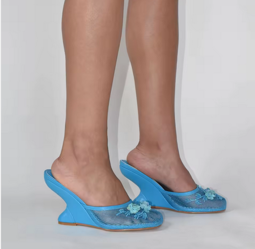 Y2K BANGY CHINESE WEDGE HEEL