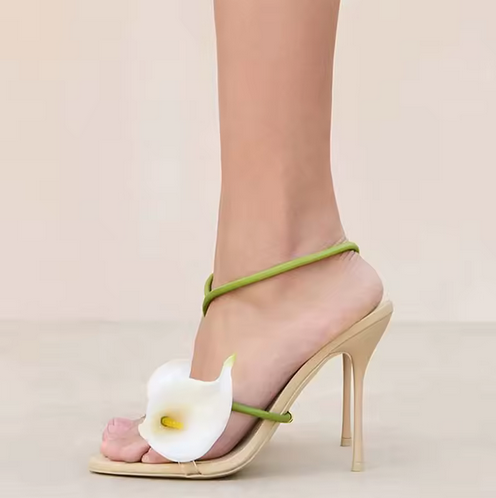 CALLA LILY- STRAPPY HEEL