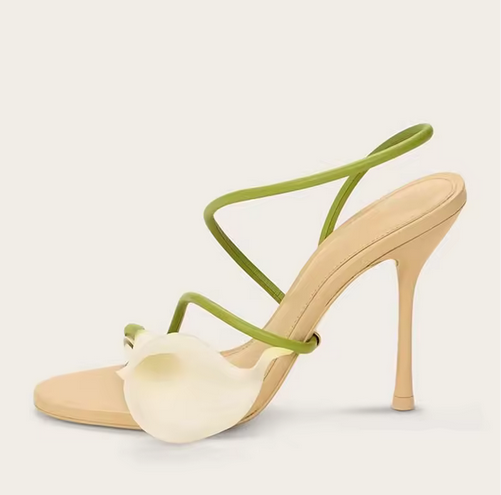 CALLA LILY- STRAPPY HEEL