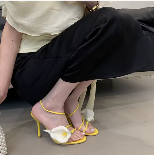 CALLA LILY- STRAPPY HEEL