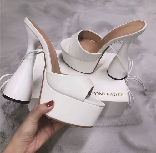 BRAT CODED- STRAPPY PLATFORM HEEL