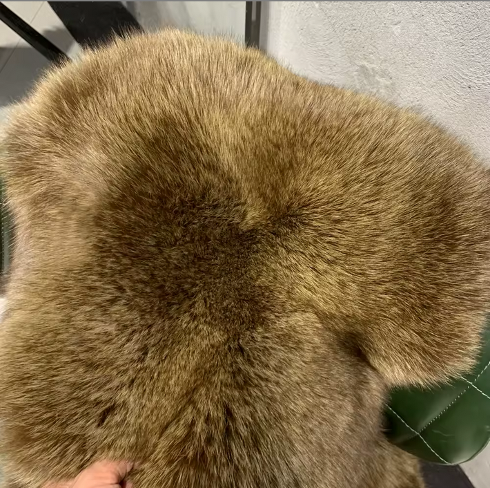 MID LENGTH FOX FUR COAT