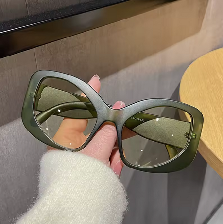 ALIEN CAT EYE SUNGLASSES