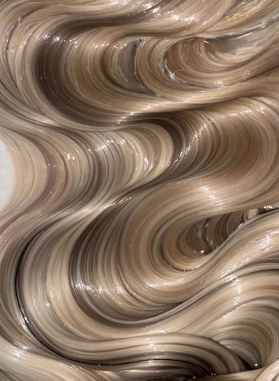 ASH BLONDE & CHAMPAGNE  BROWN LOWLIGHT WIG